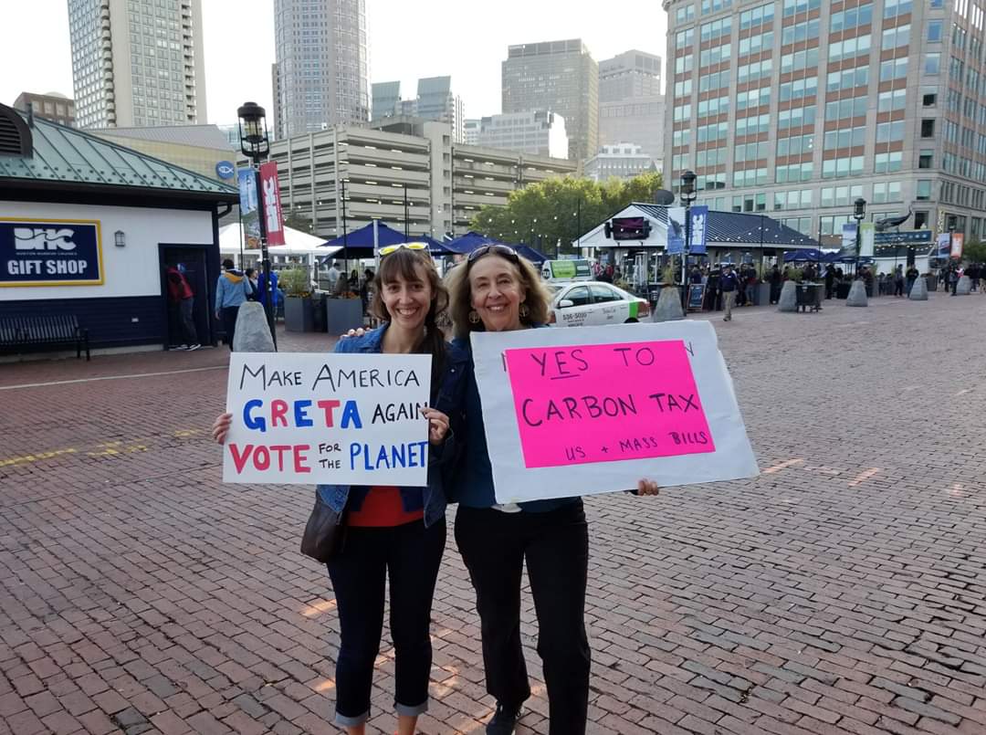 cclBostonWest's tweet photo. CCL Metrowest member Geri Blitzman and her daughter Michelle spend a Sunday in downtown Boston encouraging climate-based conversations by strolling with homemade signs. https://t.co/3L6uKWSxH5
