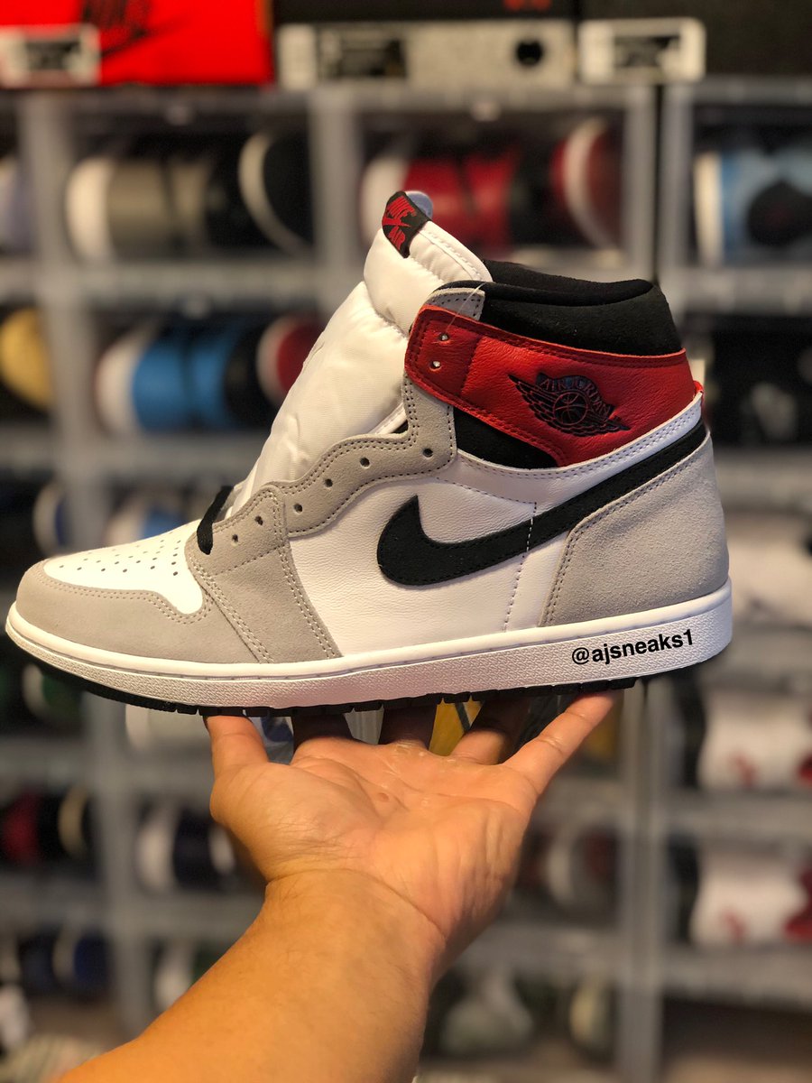 AJsneaks1's tweet photo. Mail call 🔥 #fortheloop https://t.co/puiOyGbYzi