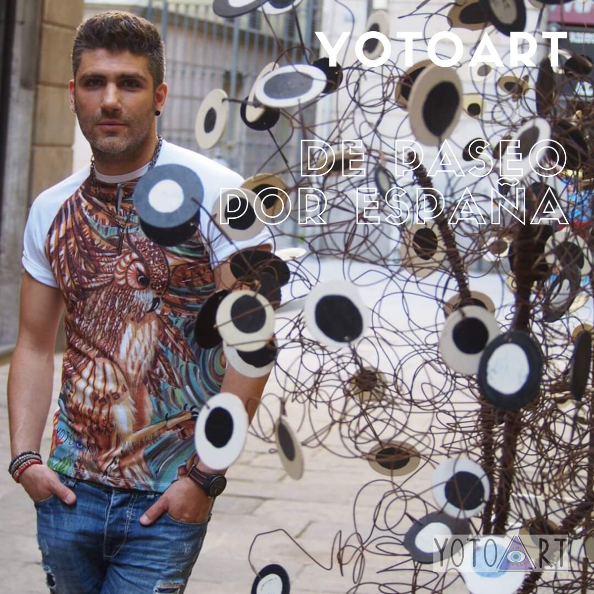 YotoArt's tweet photo. En este #throwbackthursday recordamos cuando nuestras t-shirts pasearon por Barcelona.

Estamos en la espera de que nos llegue la nueva colección ¡No podemos esperar!

#yotoart #arte #art #dibujo #pintura #diseño #poleras #tshirt #franelas #bolsos #búho #hechoamano #quédateencasa https://t.co/eBgWrgIm6t