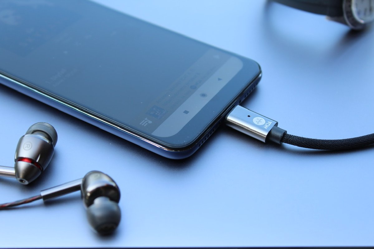 buzzdotie's tweet photo. TECH Review: @zorlooaudio Ztella USB DAC (with built-in MQA renderer for @TIDAL Masters) https://t.co/BPeQA0weF8 https://t.co/ICdZwh4xyC