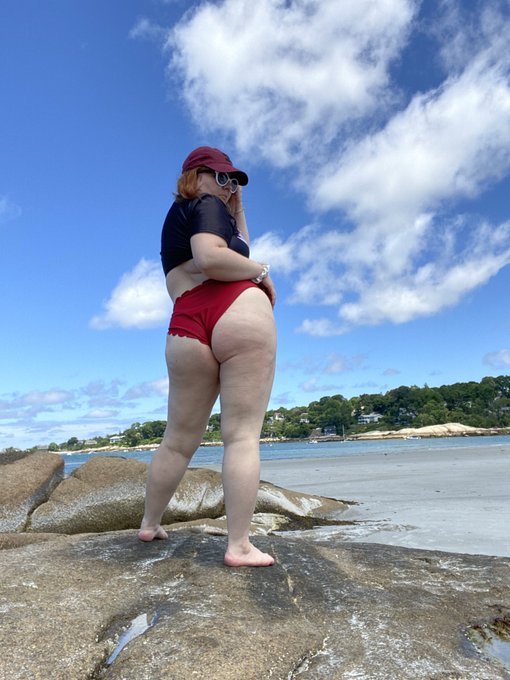 Scarlett O&rsquo;Heartless's pics and videos - EdEr1RDXoAA81sB jpg:small