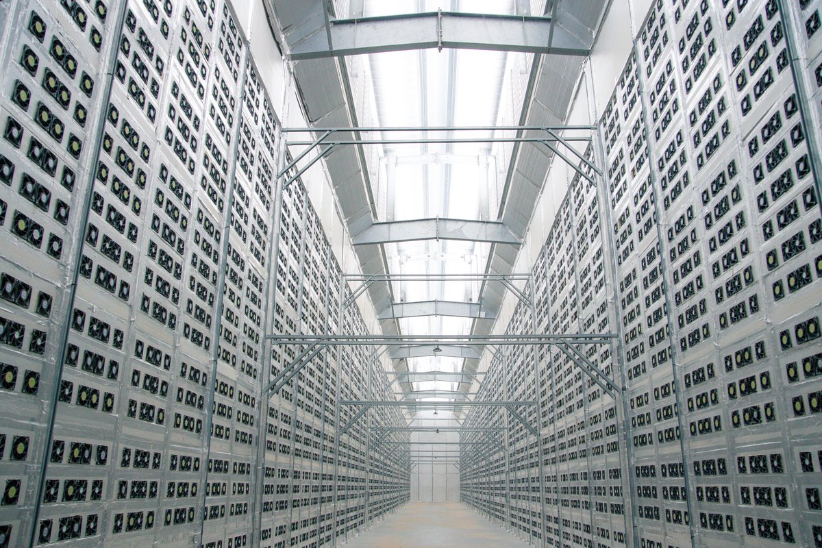 Lauren M. that works out of our New Orleans office capture this photograph the other day, and we just had to share.  We just don't love it... we are in awe of the hard work and craftsmanship all the Whinstone Team members have produced.  We couldn't be prouder! #teamwork