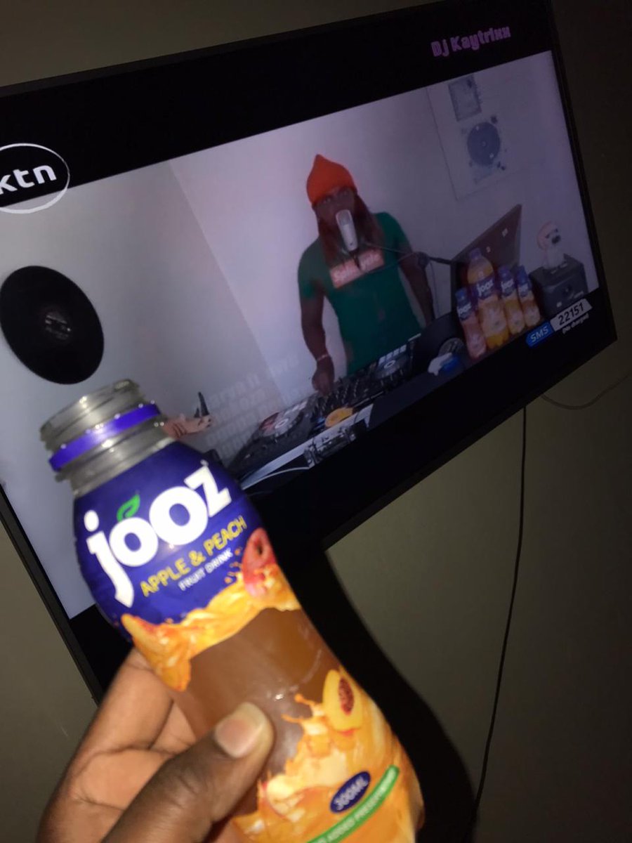 Wema_Akinyi's tweet photo. @SilasKwodi @kaytrixx @tmistah @joozeastafrica @DeejayGJO @ktnbtv @ktnhome_ Enjoying my Jooz fruit drink as I watch the show #joozpartyalldjs https://t.co/sAPWlfvFyJ