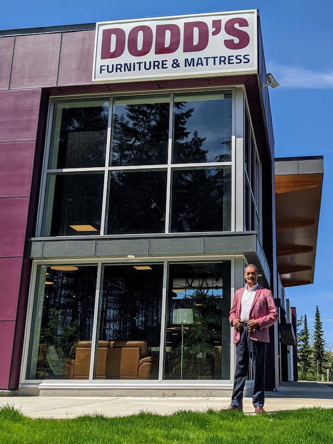 DoddsFurniture's tweet photo. Hello Nanaimo! We're thrilled to have opened our doors here in the Harbour City! You can now #DecorateWithDodds in person @DoddsFurniture 4900 Uplands Drive seven days a week! #YCD #1069TheWolf #NanaimoNewsBulletin #1023TheWave #NanaimoChamber #NanaimoNewsNOW https://t.co/6huUHDrqLl