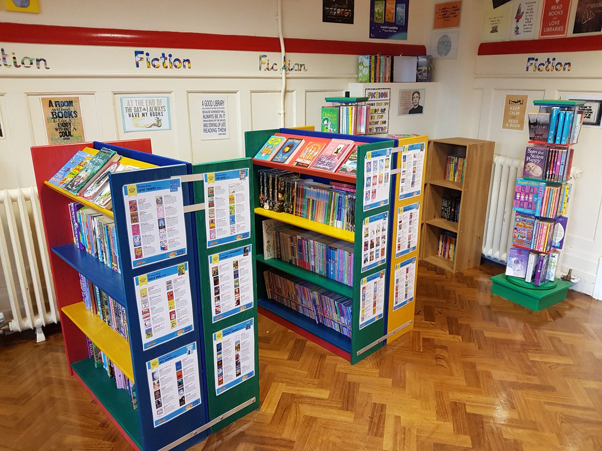 KPSFeed's tweet photo. #KPSSchoolLibrary Sorry I've not managed to catch up with all my lovely Year 6 School Library Assistants. Thank you so much for all your dedicated hard work this year and every best wish for the future π#KnavesmireCharacter #Hardworking #Dedicated #Enthusiastic https://t.co/oognNON16l