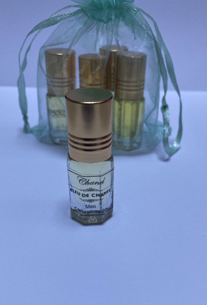 JovelleStore's tweet photo. A satisfied customer once referred to our perfume oil as “small but mighty”

Let’s give you the small but mighty experience with our sensational oils while snatching all the attention at that meeting,conference, party or gathering ☺️☺️ https://t.co/SAe06cIg2u