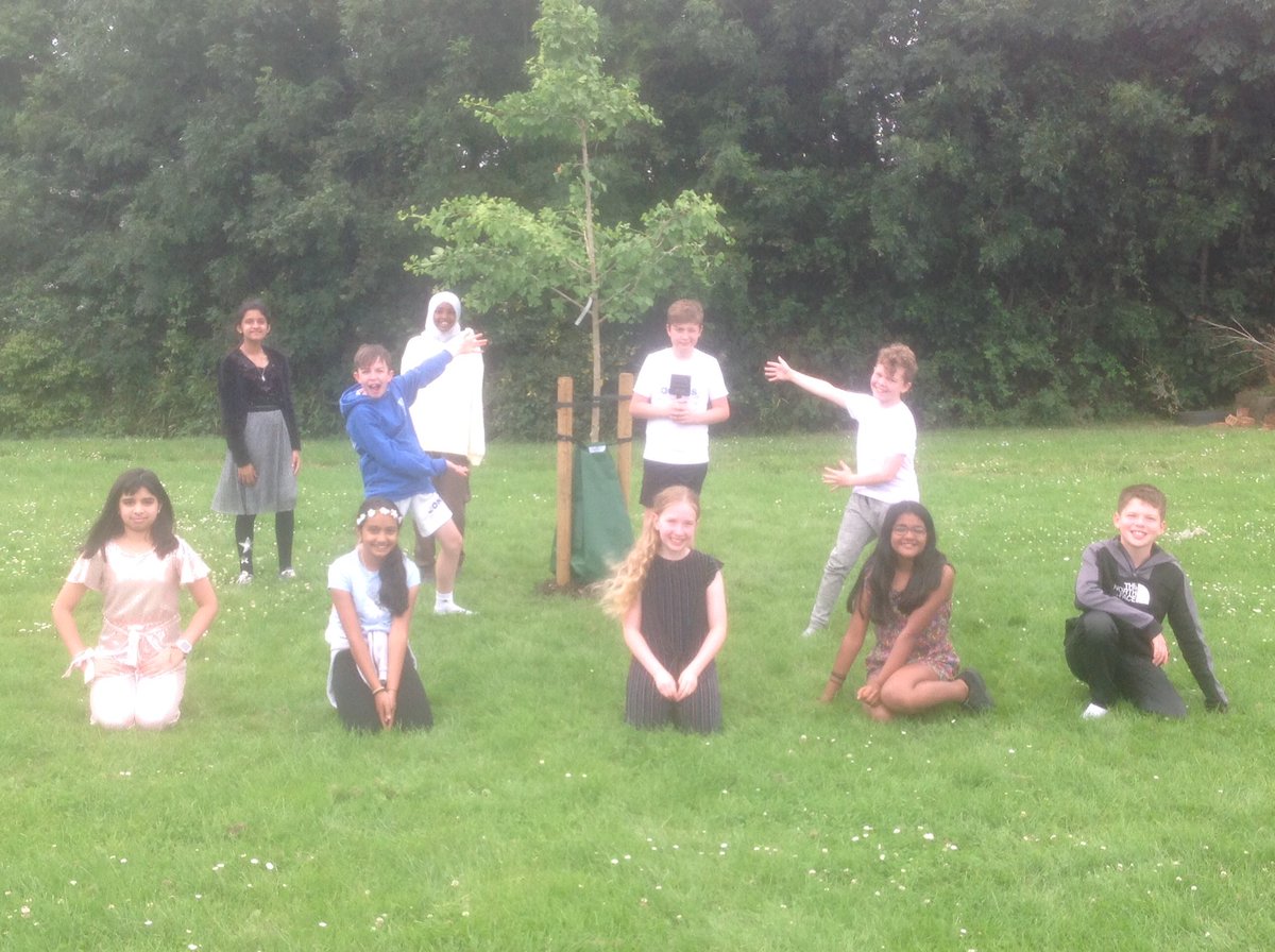 Miss_Bailey_GBS's tweet photo. A very BIG 'Thank you' goes to our GBS Friends Association who organised for a tree to be planted from our 2020 Leavers. What a great idea! https://t.co/NXDukUoMYG