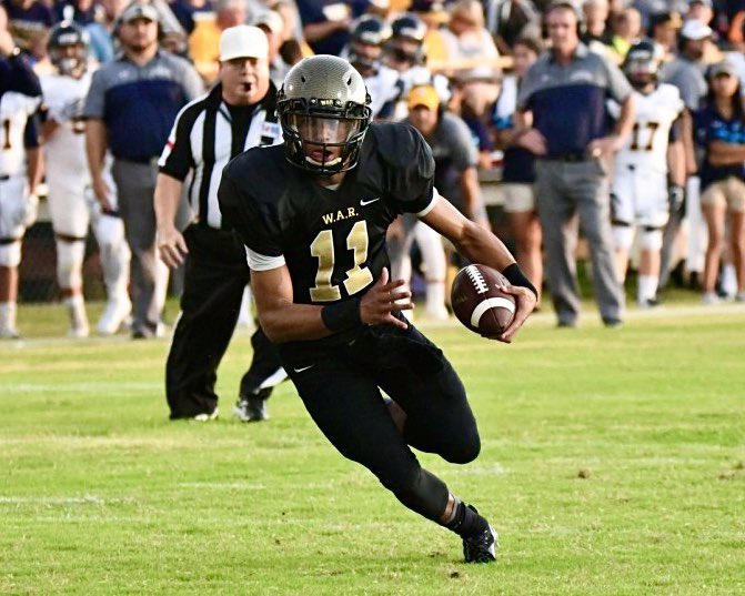 CleburneFB_'s tweet photo. For today’s #Tbt, we’re throwing it back to the year 2016. Where this player started out his senior campaign in game 1 with 583 total yards &amp; 9 TDs. 👀 We are proud of you @trevon_bradley! Keep being great and GO COOGS! #JacketDNA https://t.co/q2N5LSHxuz