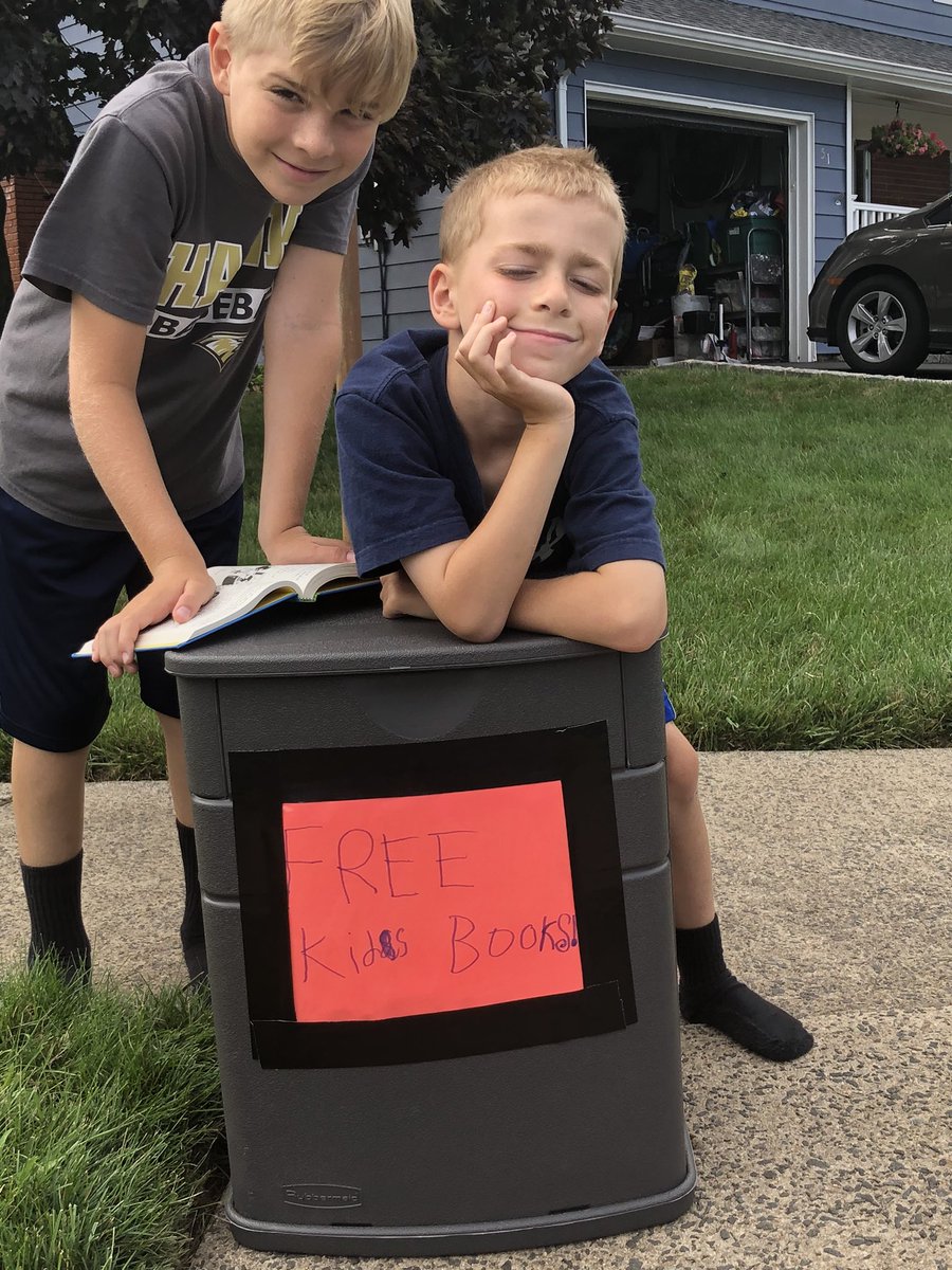 Hello @menloparkschool community! Our @littlefreelibrary corner book box is stocked with gently used and much loved kids books that are yours to keep and pass on. If you are on a walk/bike ride help yourself to a book. #shinebrightedison