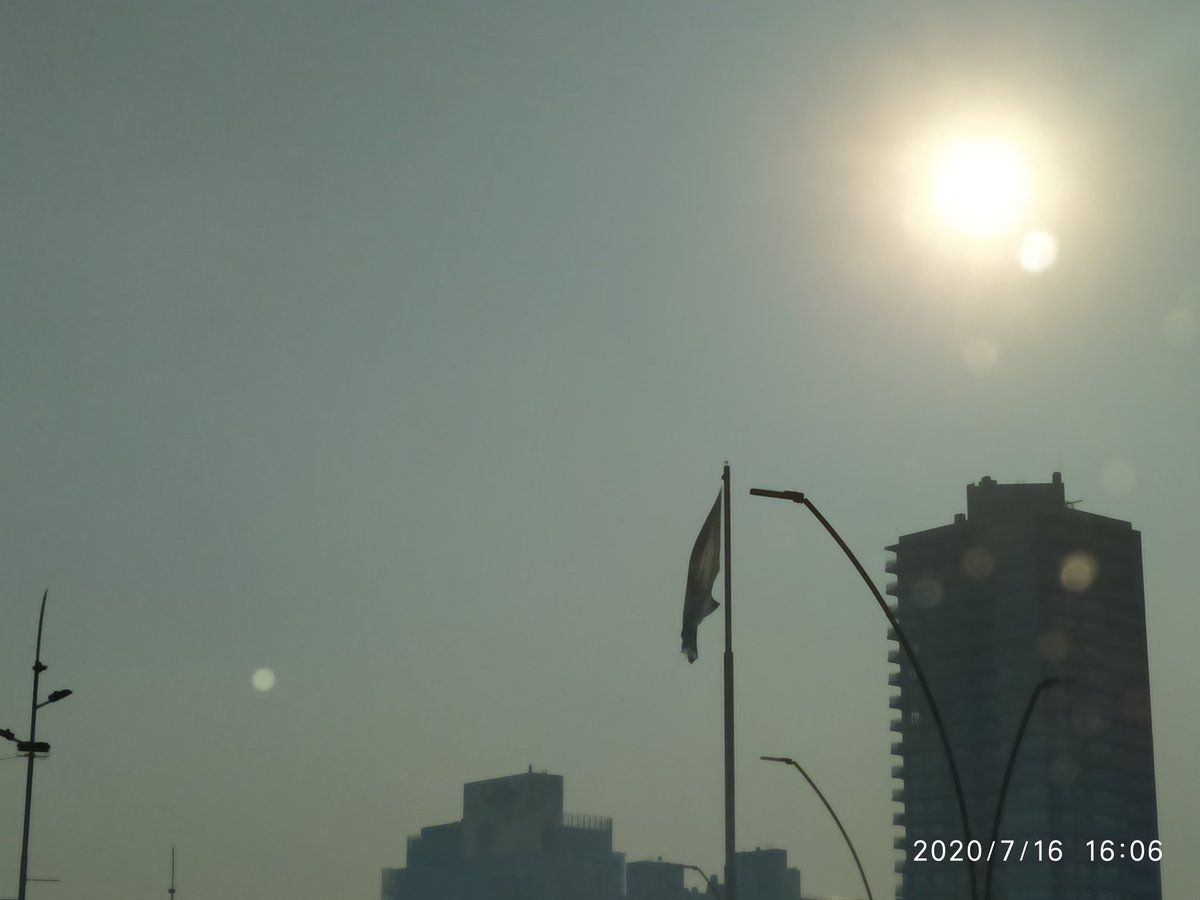 na_florencia's tweet photo. Rosario ...cuna de la band....perdón cuna del humo🌫️🌫️🌫️ https://t.co/3q8Yc04WXL