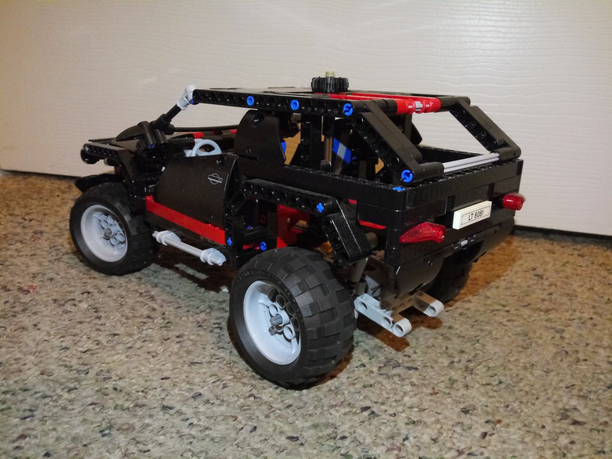 CaraparC's tweet photo. Part of my Lego collection:

2011 Lego Technic 8081 Extreme Cruiser (Limited Edition)

This SUV likes cruising all roads, &amp; off road @ times!

#Collectible #Collection #LegoCollection #Lego #Lego8081 #Technic #LegoTechnic #LimitedLego #LimitedEdition #ExtremeCruiser #Cruiser #SUV https://t.co/uDt916ZJ40