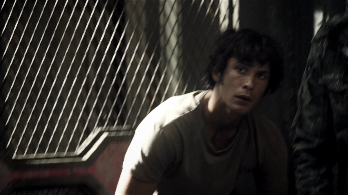rhysabell's tweet photo. all he’s doing is standing up so tell me, why does he have to be so hot? https://t.co/RfrSJckH2K
