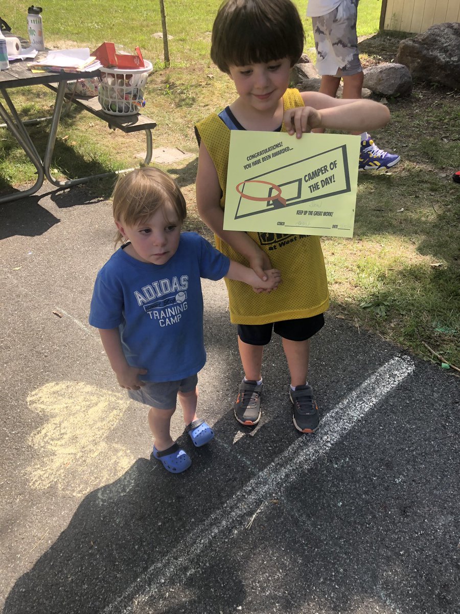 fastbreakcamp's tweet photo. Wednesday’s Campers of the Day!  Future Highlanders Carlos, Hunter, Julia and future Viking Sam all were amazing! https://t.co/MzssSEOBpZ