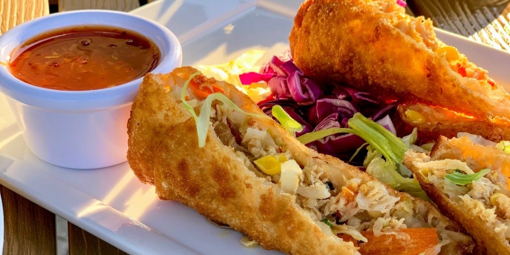 1757golfclub's tweet photo. All the flavor &amp; color! Have you tried our new Chicken Firecracker Eggrolls yet?!  Shredded blackened chicken, cabbage &amp; carrots, served with orange Thai chili sauce. 🔥 #1757golfclub  #loudouncounty https://t.co/Gp8IX6fQIG