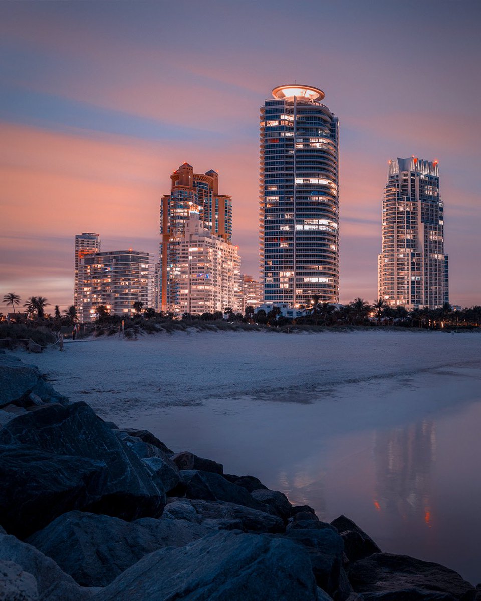 visualsbyluis's tweet photo. So peaceful and calm #MiamiBeach https://t.co/zksAXmQj2g