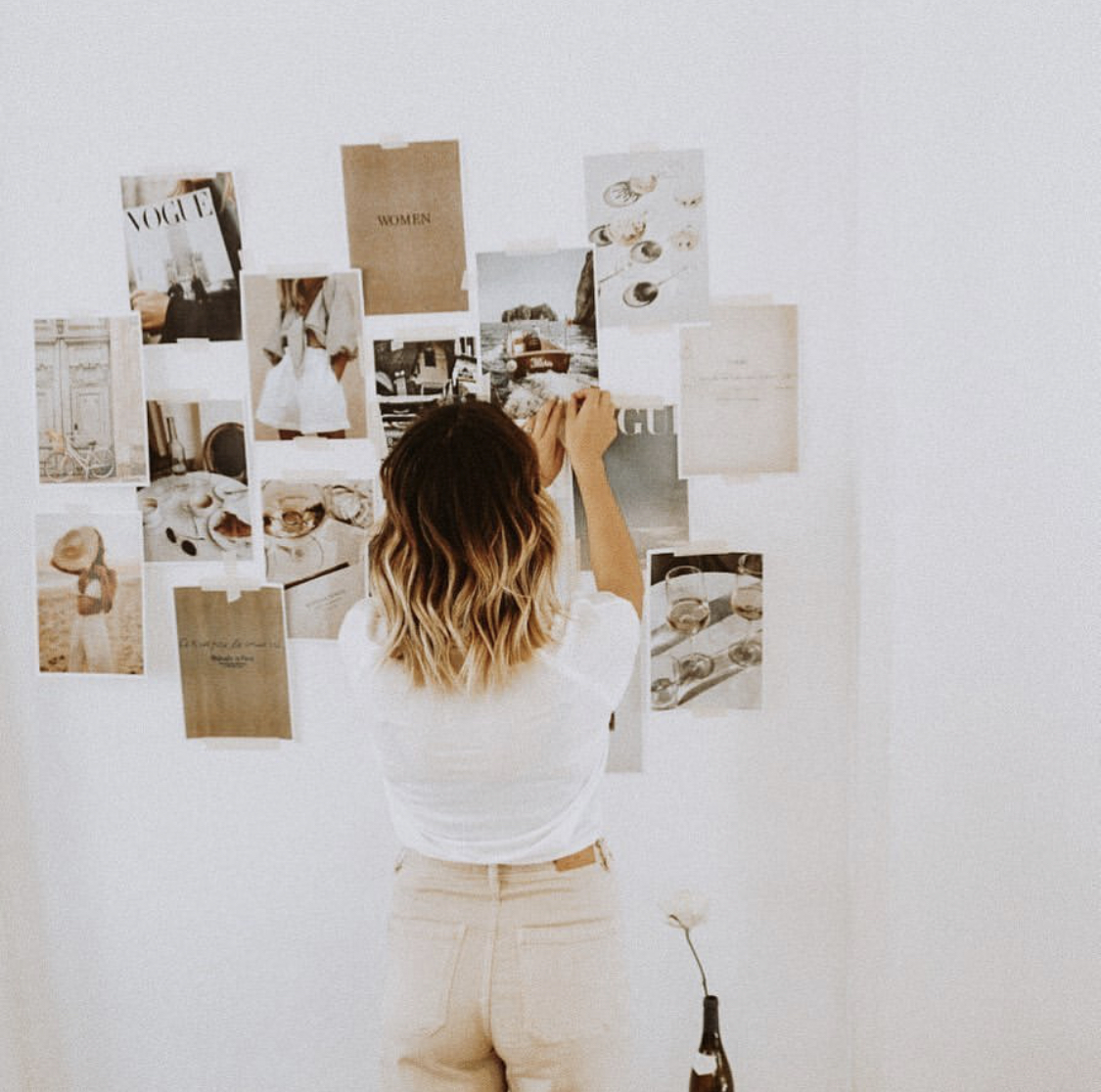 What helps you to stay motivated these days?? Creating visual reminders of your WHY around the house, or in your designated workspace is a MUST!