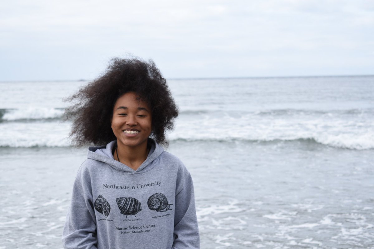 JeriylaKamaWeng's tweet image. I’m kind of new to Twitter so here’s my intro! 

Hello! My name is Jeriyla (je-rye-la) and I’m studying the ventilation of Spotted Ratfish at Friday Harbor Labs this summer! I enjoy studying fish, nature photography, and learning about different cultures! Nice to meet you 😊