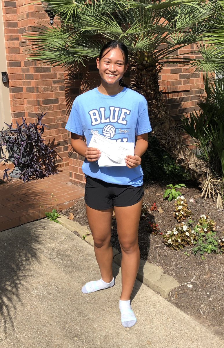 chsrangertennis's tweet photo. The Furlow scholarship started as a tribute to the generosity of his dad. The tradition continues as we also honor our beloved Coach, one of the most selfless people we have ever known. We are proud to recognize graduating Seniors Chloe Ku and Samir Sureshbabu.
#rememberFURLOW https://t.co/d0ajCeWlou