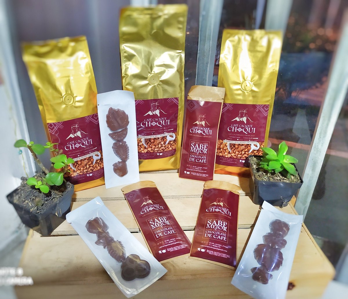 Cafe_Choqui's tweet photo. Ahora puedes disfrutar de los DELICIOSOS CHOCOLATES DE CAFÉ!!!
@Cafe_Choqui
@Nathali36731360
#chocolatedecafe #CaféCaciqueChoqui
#cafeexcelso
#felicidadenchocolate
#dulcecafe https://t.co/3Sxigtk7Nx