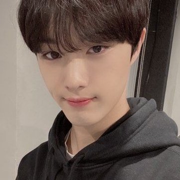 louvletters's tweet photo. 𝗯𝗲𝗲𝗽 𝗯𝗲𝗲𝗽! @4UCIX, you received a new message! 
⠀⠀⠀⠀⠀ ⠀ ⠀𝗵𝘆𝘂𝗻𝘀𝘂𝗸 loves you 𝘀𝗼 𝗺𝘂𝗰𝗵! ☀️ https://t.co/nHI7jx4X3h