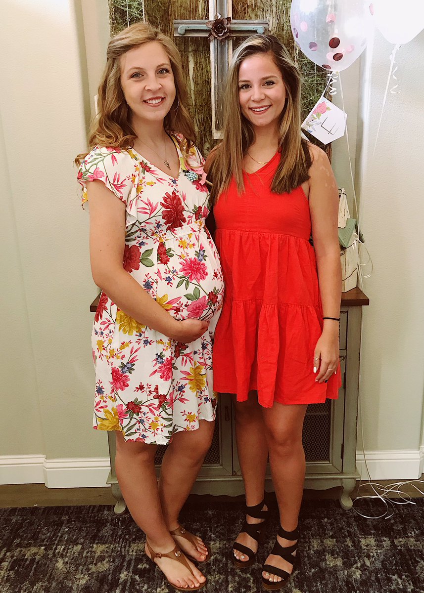 AlyssaKincanon's tweet photo. My best friend is having a baby!!! Congratulations MRS. ANDERSON. I’m so happy for you and Cam!! I can’t wait to meet Lynlee!!! 😍🤩 https://t.co/iVlD7lMaZS