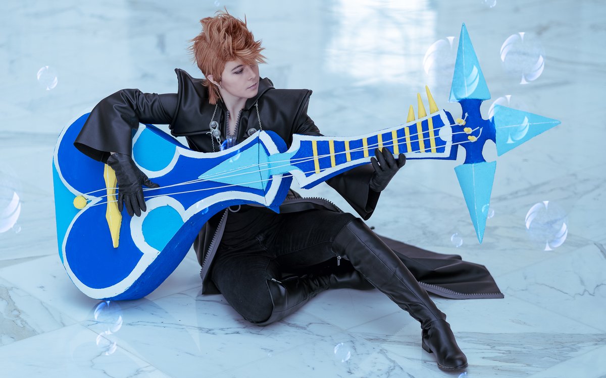 enixcosplay's tweet photo. Hi I'm Nicole &amp; I love Kingdom Hearts! I choose cosplays that look fun to make &amp; wear, props are my favorite part! I adore cos groups so please cosplay with me!! 😊
Cosplays made by me
📸 vontog (insta)/ @FxDandy/ @alivealf/ @elysiagriffin
#cosplayersunder500 #CosplayersUnder1k https://t.co/cXCb5GodDZ