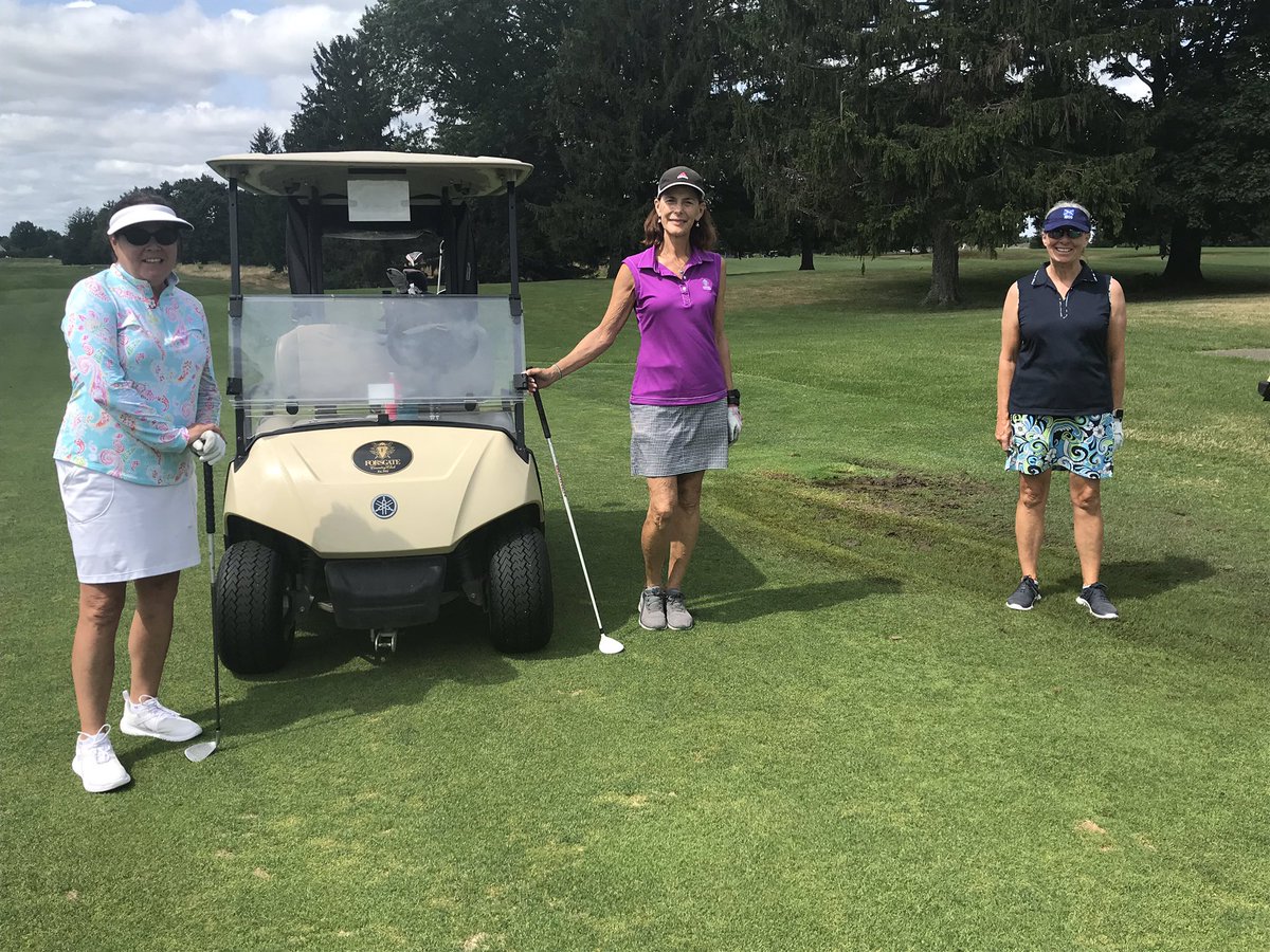 CarolynMAndrews's tweet photo. Ladies day @forsgatecc so great to finally get together! #NJGolf #Countryclublife #Banks #golflife #girlsgolf @randyjbs #Forsgate https://t.co/Cx1wFnJ8EQ