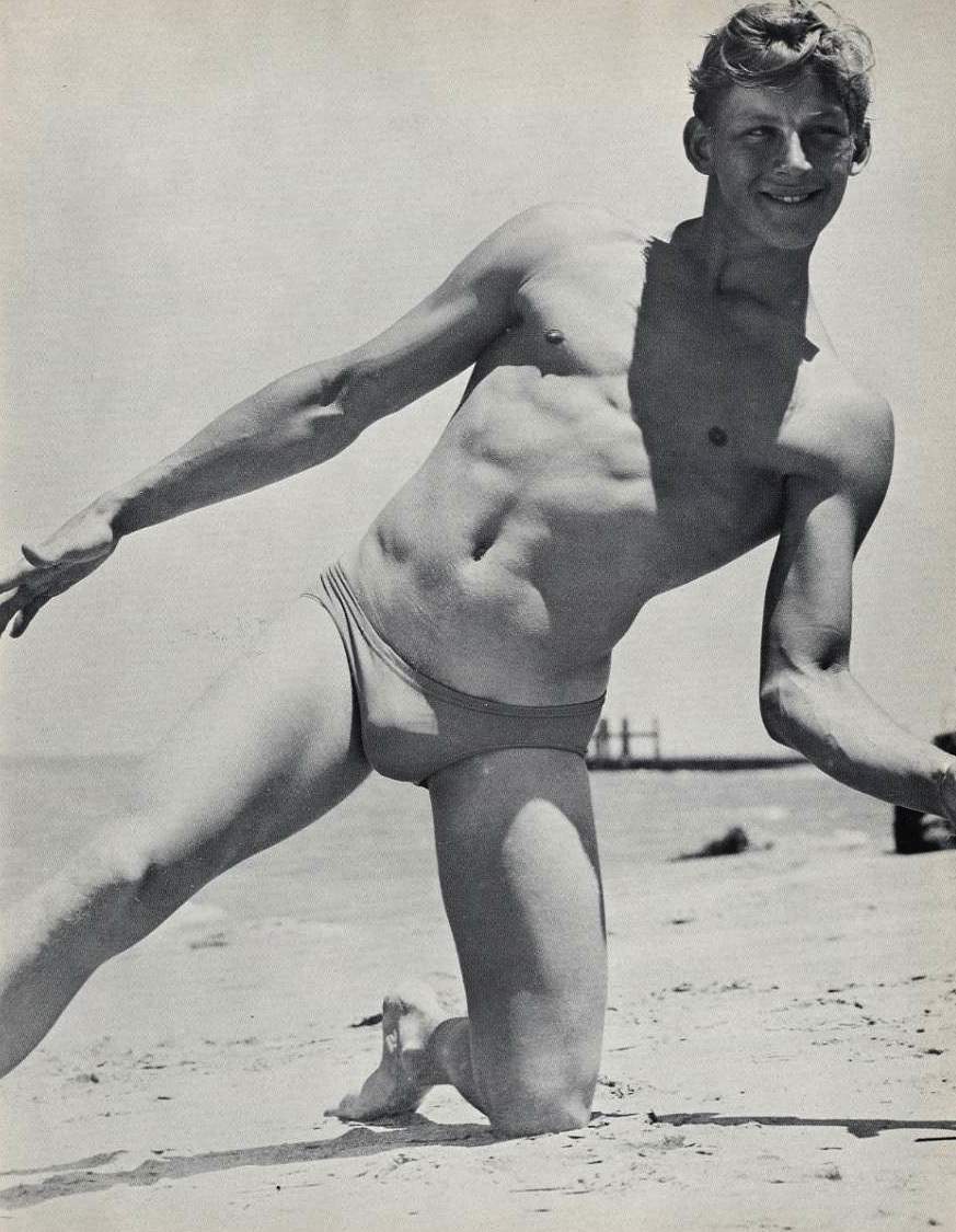 creatureblackl1's tweet photo. Rick Parker aka Rickie Parker [Photos by Athletic Model Guild, Acme Studio, and Pat Milo] Los Angeles, 1964 #rickparker #rickieparker #athleticmodelguild #acmestudio #patmilo #vintagemen https://t.co/a6LSItZueX