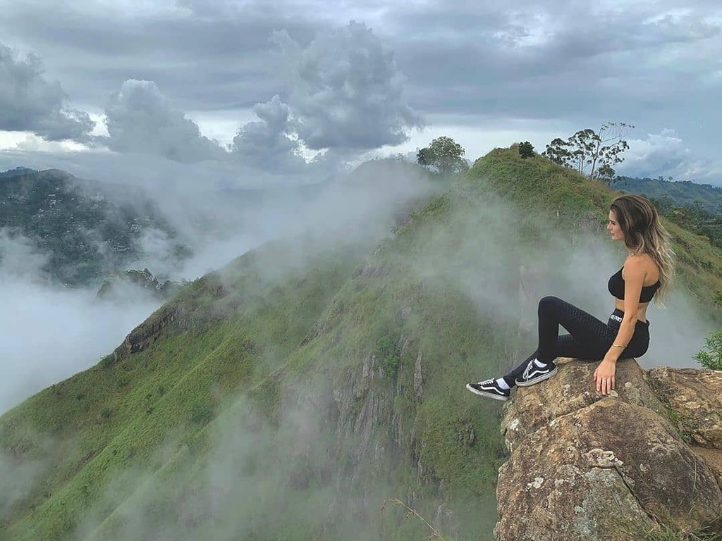 Ella_SriLanka's tweet photo. Those who think the mountains do not change Wrong: they are created by earthquakes, the wind and rain leave traces on them, and every day they are different even though we can not notice them.
.
.
.
.
Reposted from @talyagutman
.#srilanka  #ella #ellatra… https://t.co/w7xbu65cgx https://t.co/iIKrms9KBC