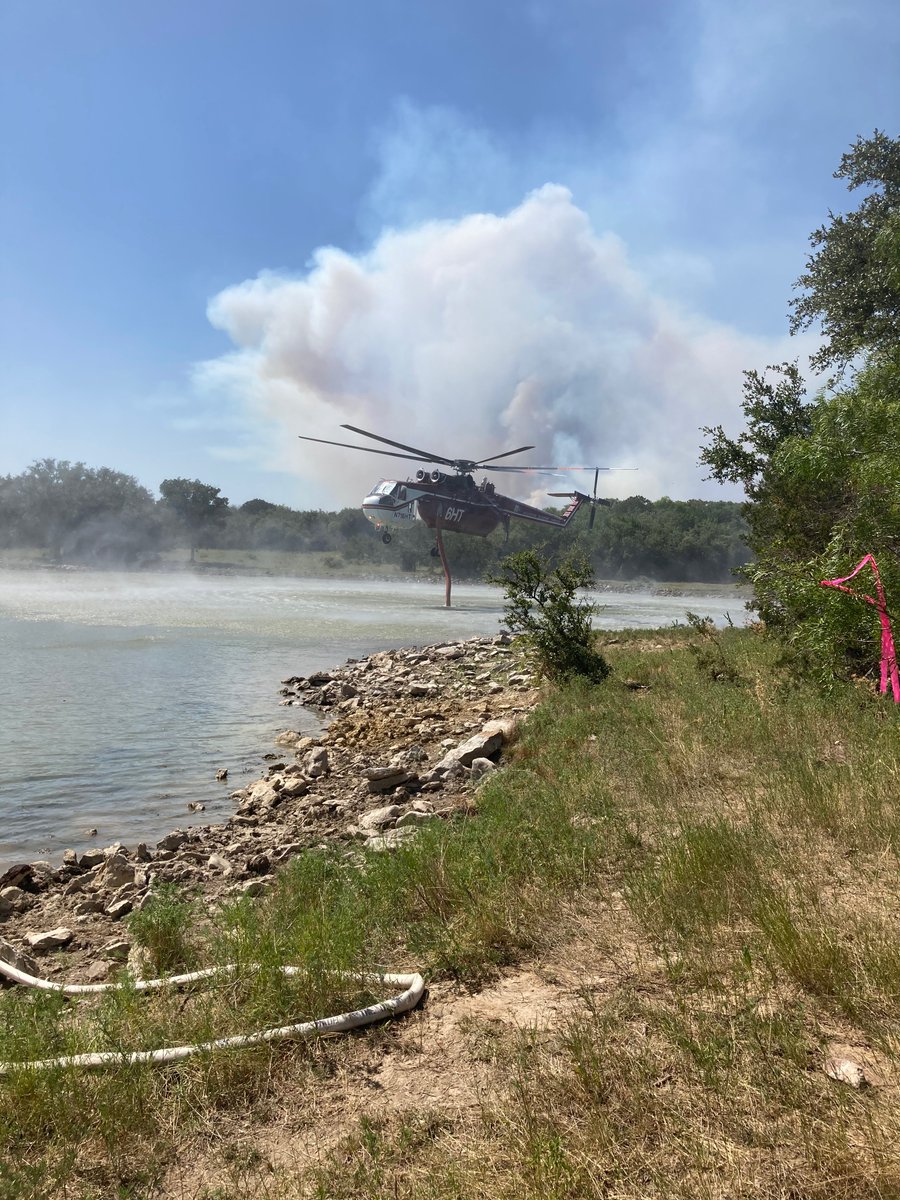 AllHazardsTFS's tweet photo. Update: the #Gate5Fire in McCulloch County is estimated to be 10,000 acres and 30% contained. Voluntary evacuation of SE Coleman County near CR 203. FM 765 is reported as closed for safety of firefighters and the public #txfire https://t.co/9E3fGrudlz