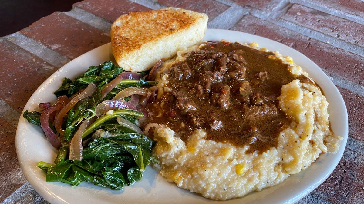 BBsTexOrleans's tweet photo. Question: How do you say, “delicious” in Cajun? Answer: Grillades and Girts. Try our Thursday special! #TexOrleansLife #GrindtoGather https://t.co/WPxxXsR9kj