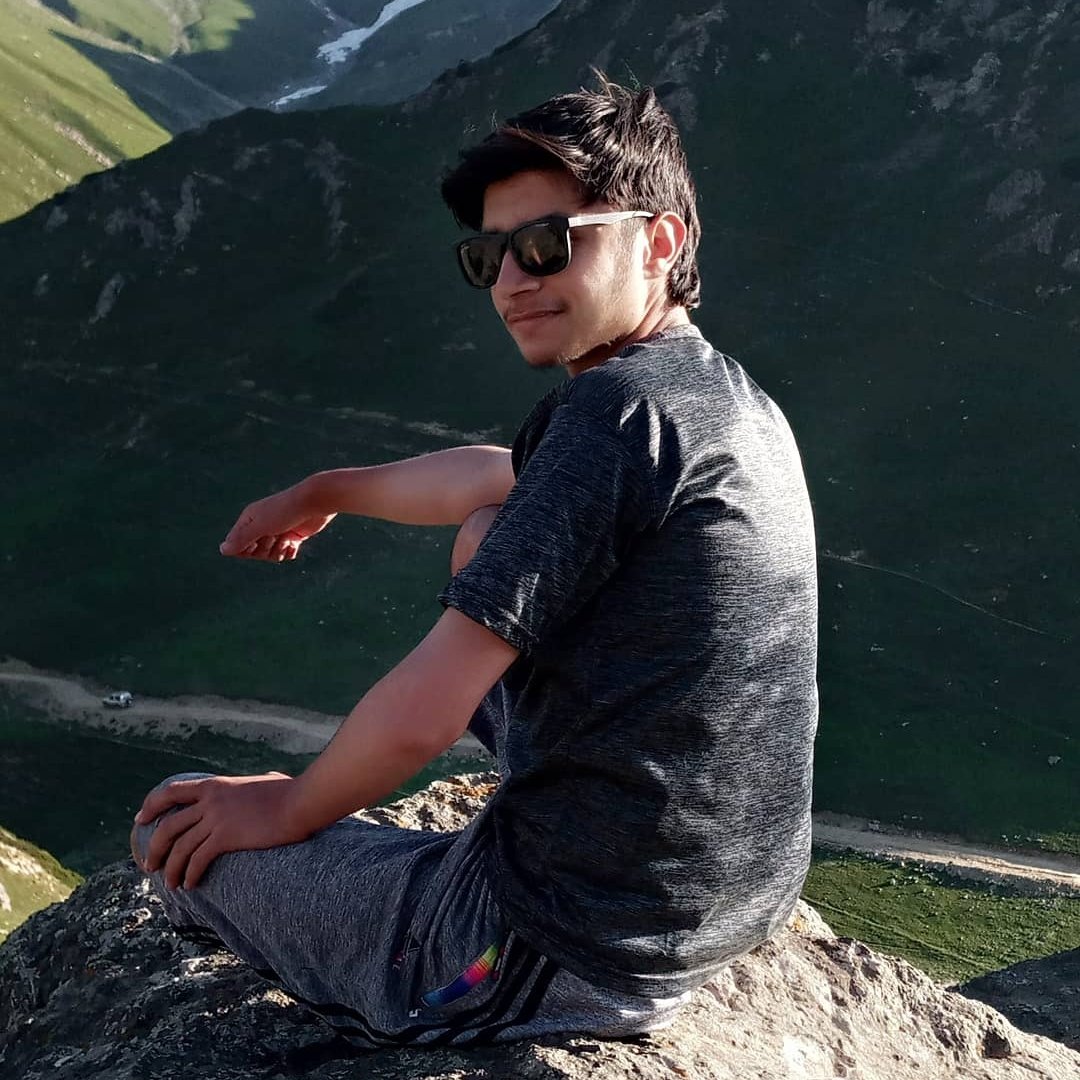 tajikee_131's tweet photo. #NewProfilePic
#badgui https://t.co/11E4WF5lTj