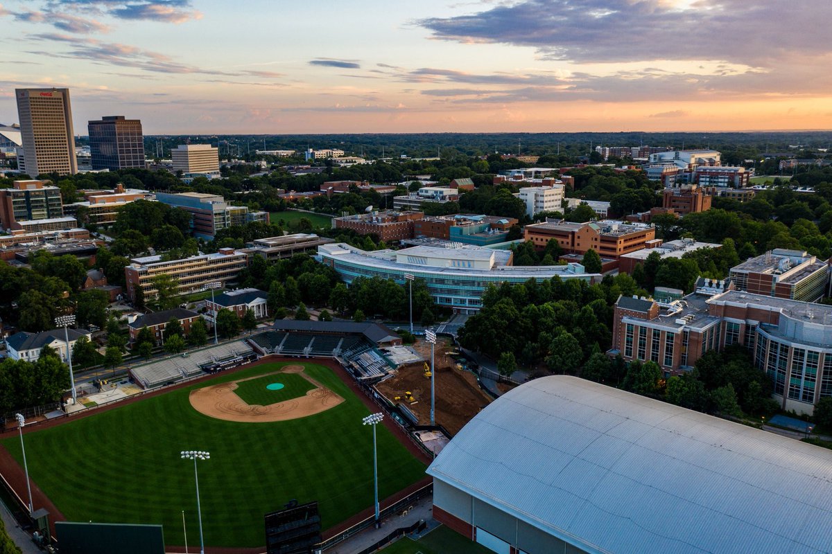 BrosiusParker's tweet photo. I am extremely excited to announce that I will be continuing my academic and baseball career at the Georgia Institute of Technology. I would like to thank God, my coaches, teammates, friends, and especially family for helping me continue to play the game I love.#togetherweswarm🐝 https://t.co/PWSPVGvNT2