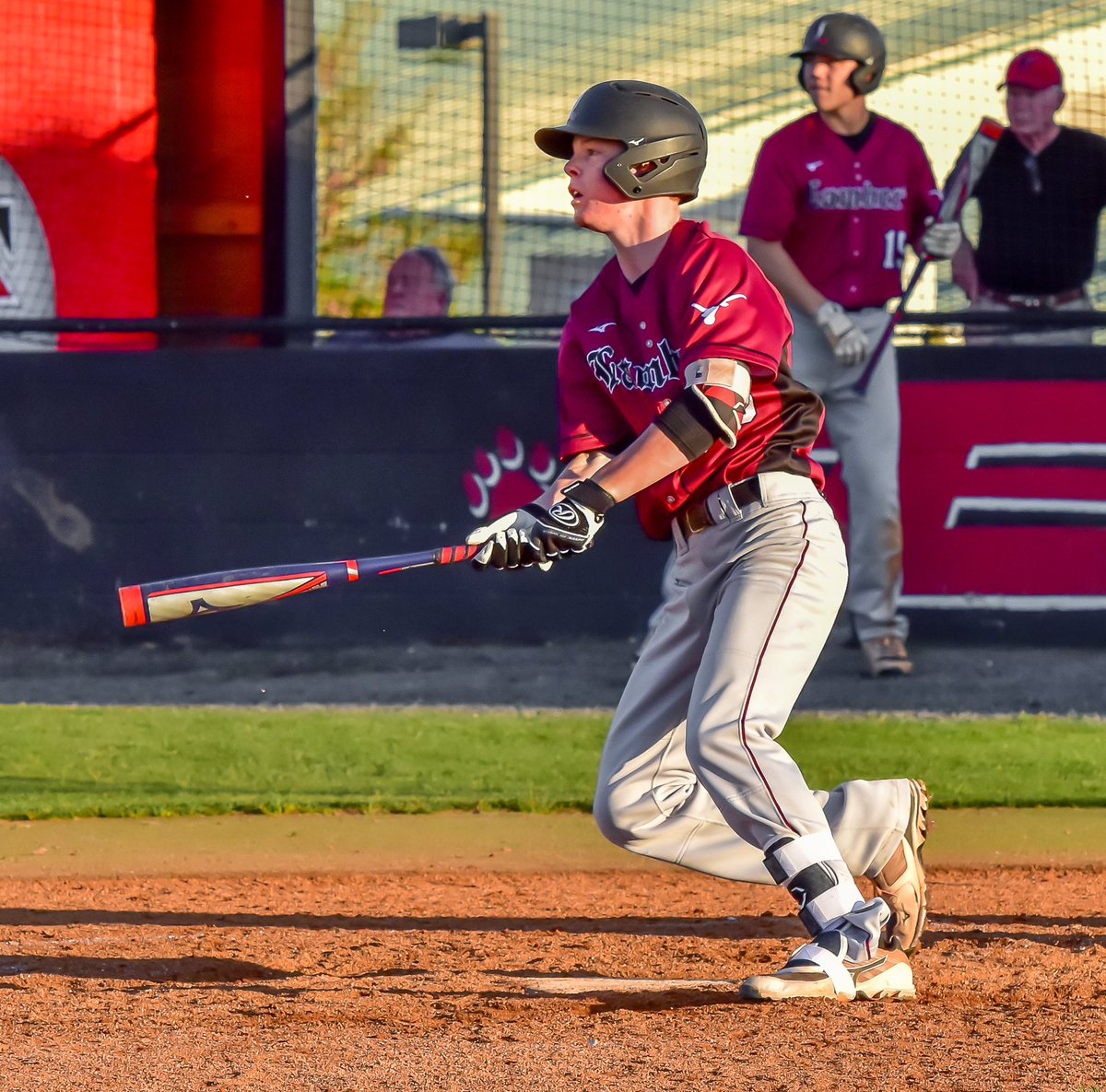 BrosiusParker's tweet photo. I am extremely excited to announce that I will be continuing my academic and baseball career at the Georgia Institute of Technology. I would like to thank God, my coaches, teammates, friends, and especially family for helping me continue to play the game I love.#togetherweswarm🐝 https://t.co/PWSPVGvNT2