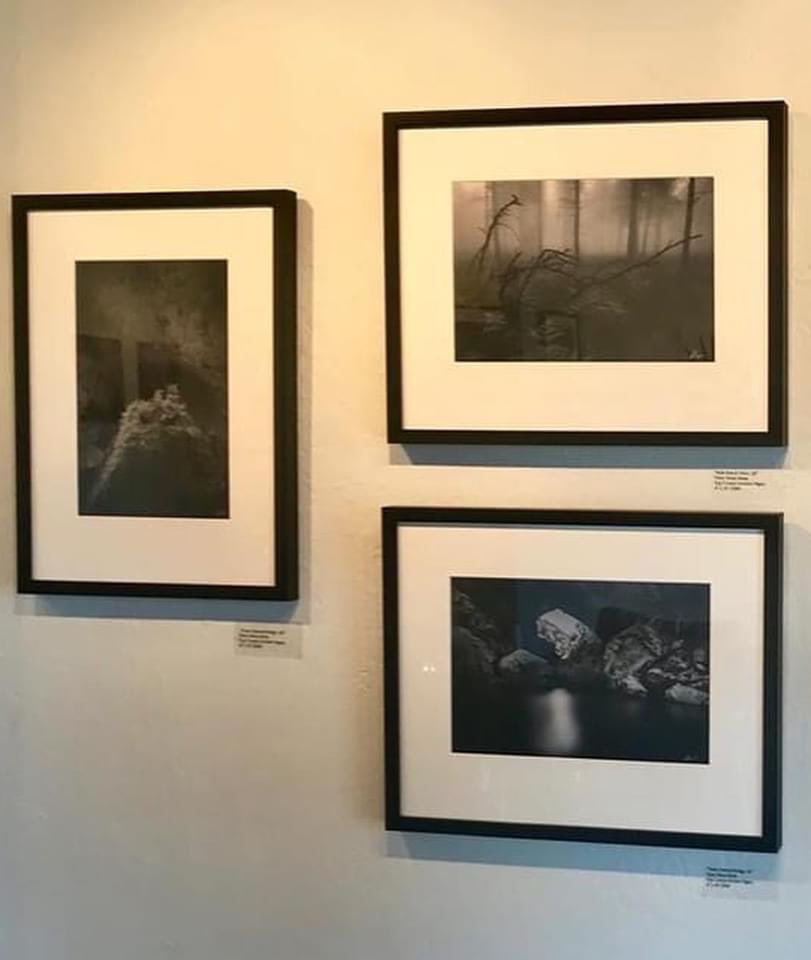 NicoleRoyseArt's tweet photo. Artist Spotlight on #PeterBrianKlein ! Born, raised &amp; educated in Phoenix, AZ. An initial education using film &amp; darkroom printing Klein has always been found of the tangible process of using chemistry &amp; experimentation to create art from a latent image. https://t.co/Tk2hXRSeZ7 https://t.co/JwubhGRfL0