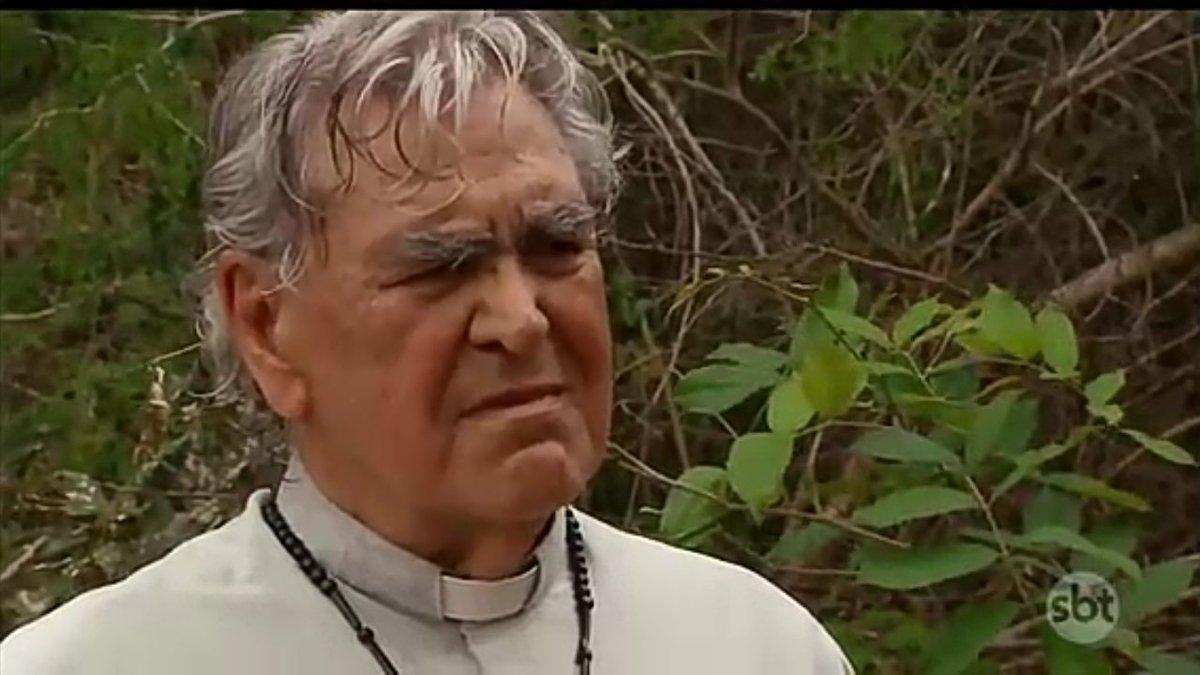 NovelasFanatico's tweet photo. Padre hoje não e seu dia de sorte
#OQueAVidaMeRoubou064 https://t.co/DW1QoYSTgz