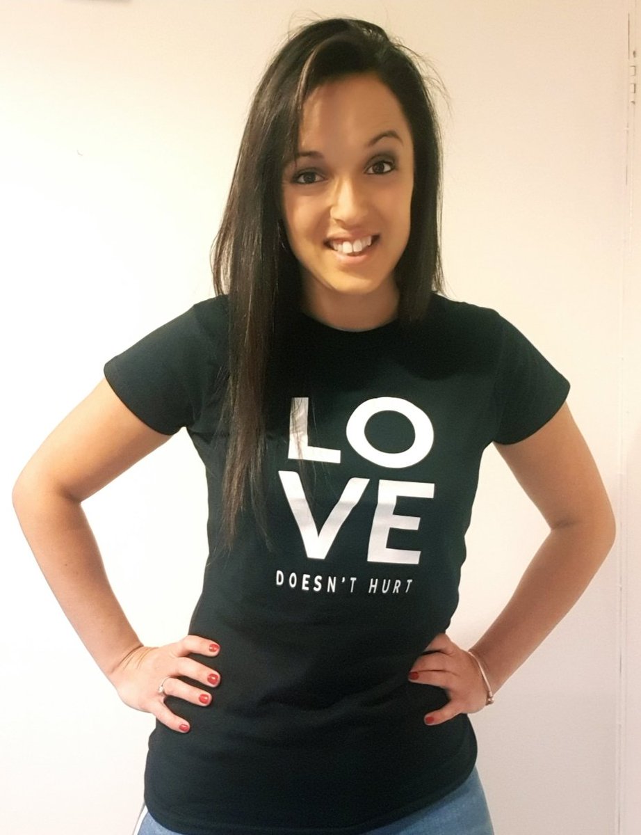 NBarnes86's tweet photo. The Portrait Project for @dviolenceuk

#inspirehope #domesticviolenceawareness 
#lovedoesnthurt
#beavoice https://t.co/wC3I6fxL3w