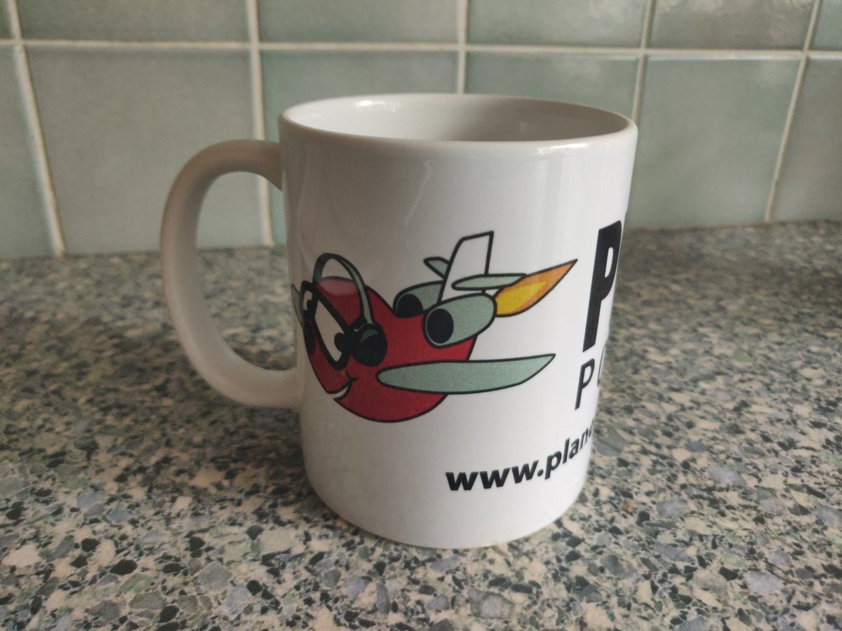 GHaley13's tweet photo. @PlaneTalkingUK @ArielTweto @FlySeanFly Looking forward to watching it with a coffee in my new mug! Thanks guys! https://t.co/nJXyk9PBCp