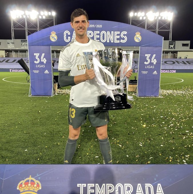 thibautcourtois's tweet image. It wasn’t easy. But we made it as a team. 🏆 This title is the ultimate reward for our determination. For not giving up. For working hard. For you, who kept believing in us. Thank you! 🙏🏻  #HalaMadrid #LaLiga #RealMadrid #RMLiga