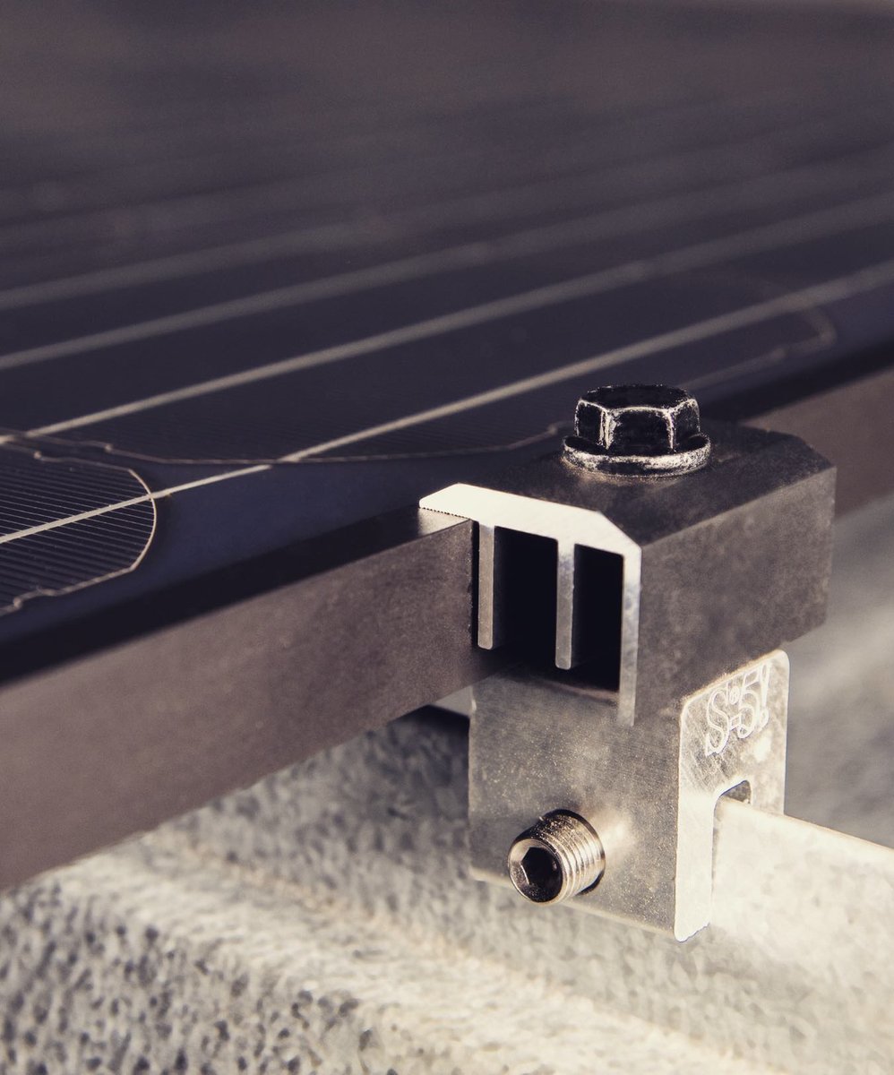 FlexibleFuture's tweet photo. LiteMount is the only lightweight module that seamlessly integrates with every existing metal roof attachment system. There are no limits to where LiteMount can be installed. It installs at less than 1 pound per square foot. Uses S-5! Clamps. 
#Sunflare #solar #solarenergy #tech https://t.co/9A7nYfedEh