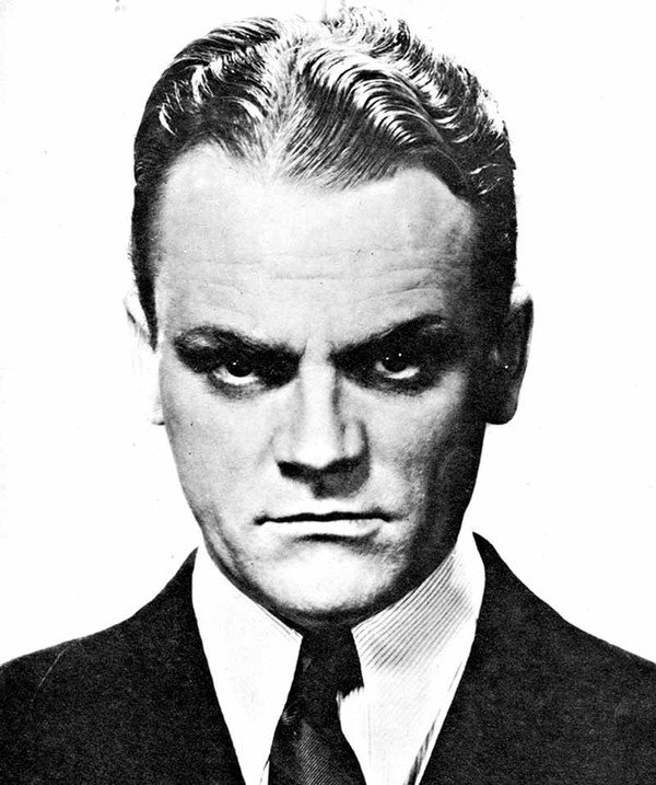  #Efemérides  #TalDíaComoHoy  #OnThisDay  #BOTD  #Filmography  #actor  #JamesCagney Hilo de 20 tweets.1899.Hoy, 17 de julio, nacía James Francis Cagney Jr., JAMES CAGNEY (f. 1986), actor y bailarín. Ganador de un Óscar al Mejor actor principal, por “Yankee Doodle Dandy" (1942).