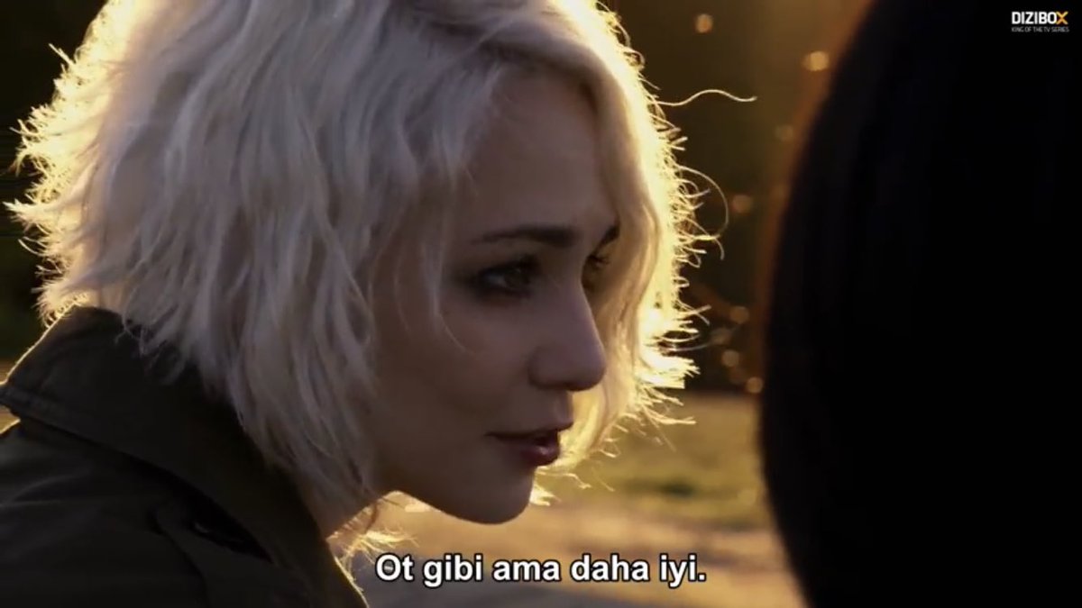 yldrmserco's tweet photo. Farklฤฑ bir bakฤฑล aรงฤฑsฤฑ..
#rileyblue #sun #sense8 https://t.co/0gtTOU306O