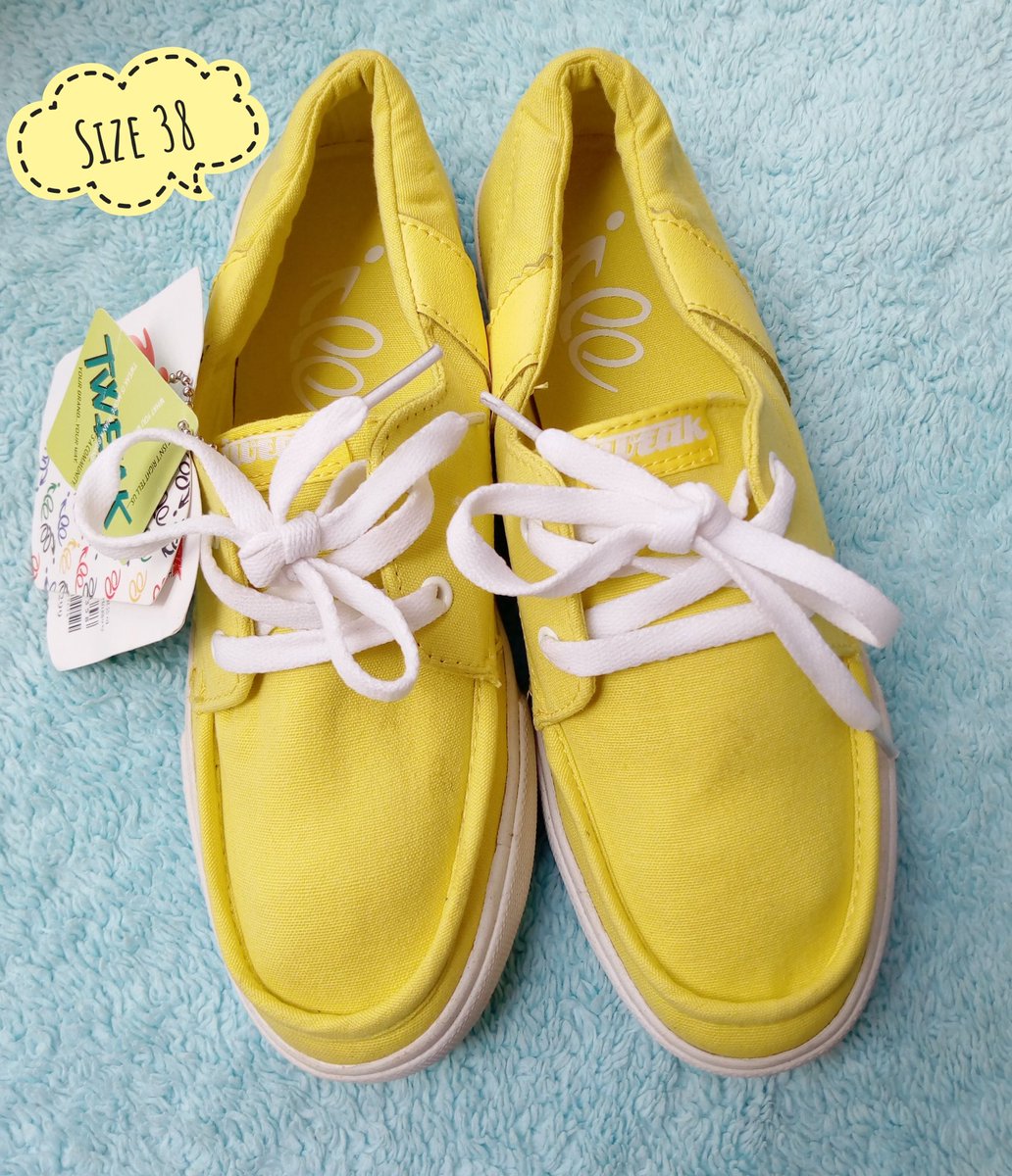 EnhakkorePlace's tweet photo. #NIGHTMARKETWITHDAMMYB 
Quality and Affordable kiddies sneakers going for N2000 only for #NightMarket 
Please retweet 👏👏
Chat me up to order
https://t.co/XxDPgebe4i
#nightmarketbydammy #Sneakers #kiddiessneakers #sneakersvendor #Abuja #enhakkoreplace https://t.co/7hXdxC8Qq2