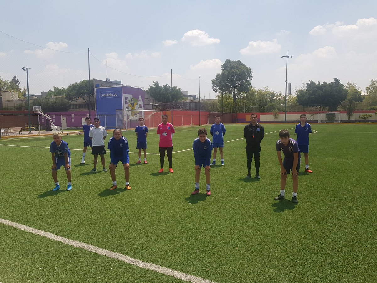 cefor_cb10's tweet photo. Adaptarse pero nunca renunciar, sí tienes bien claro el objetivo....👊 ! PERSIGUELO CON TODAS TUS FUERZAS Y LLEGARÁ, PROHIBIDO RENDIRSE!!👊⚽️
#SomosCeforCB 💯 #EstamosDeRegreso #RegresoPaulatino 😷🤝⚽️ ! https://t.co/ogJnHzb1si