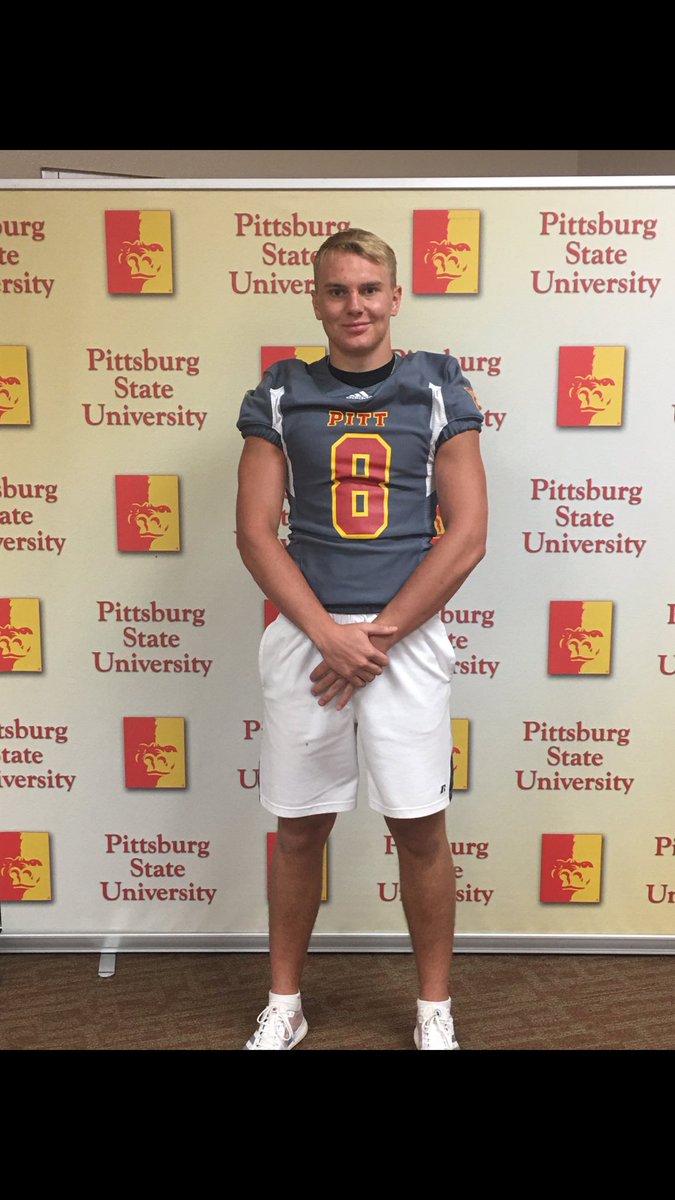 tyce_westland's tweet photo. After a great visit today at Pitt State University I am excited to receive an official offer from @GorillasFB Thank you very much @JDiMinno &amp; @patcashmore &amp; @Coachbwright4 #RYFP #OAGAAG #GO21LLAS https://t.co/M0sb08dEyI
