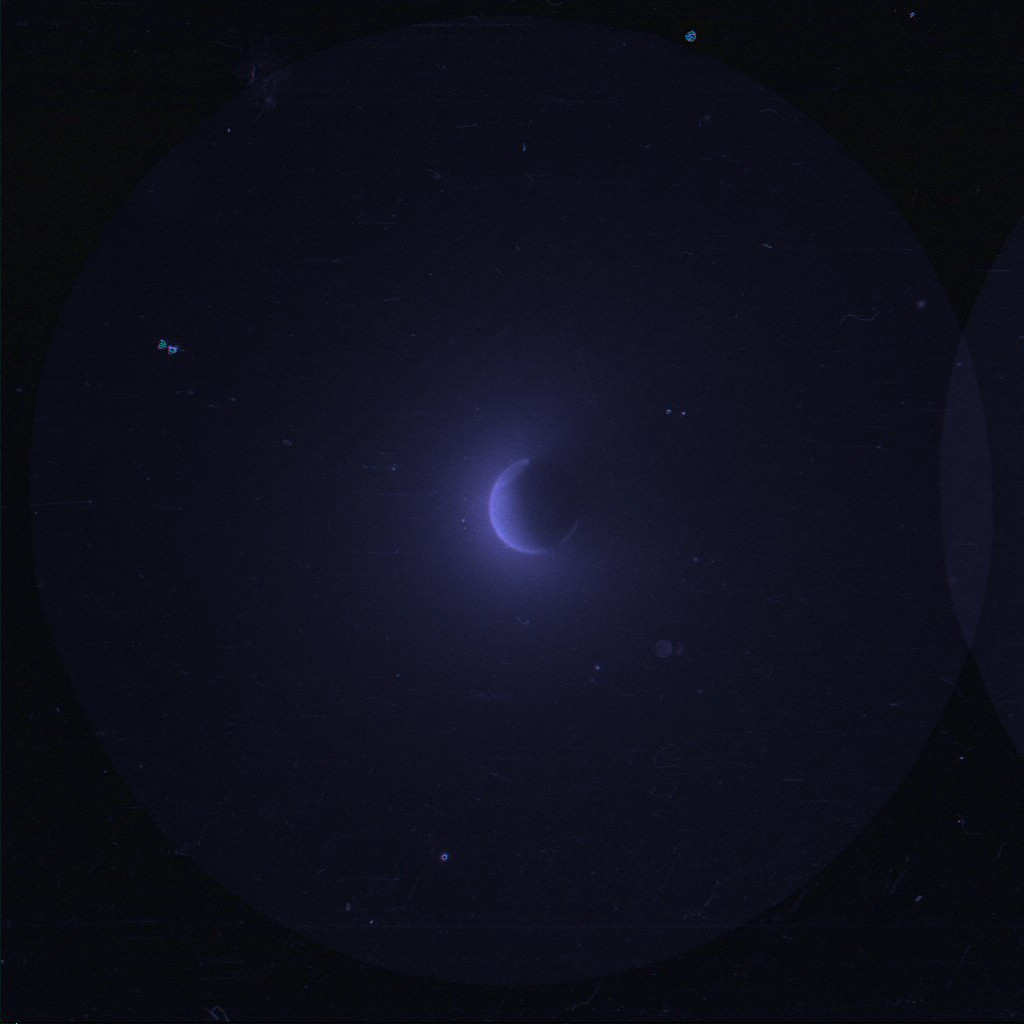 4thehex's tweet photo. AstroFunFacts with Jack!

The Moon orbits through Earth's atmosphere.  Earth's geocorona—the outermost later of the atmosphere— extends to between 60,000 and 400,000 miles up.  The Moon at apogee is ~250,000 miles up.  (Photo is from the Apollo 16 Far UV Camera/Spectrograph) https://t.co/KlJcdF8xTv