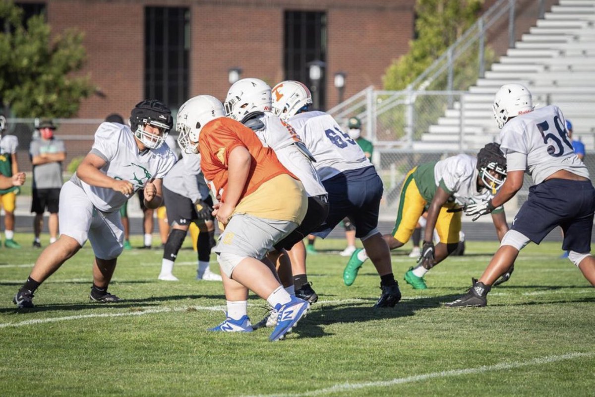 Love my Big Skills 🧡💙
Best Unit in the State 🚫🧢

#BGOD #B1RDGANG⚡️

<a href="/irae_leilua/">Irae Leilua</a> <a href="/AloisioJames/">James Aloisio</a> @Izztui  <a href="/LoganFano/">Logan Fano</a>  “Big Boy” “Huddy”
<a href="/T_BirdFootball/">Timpview Football</a>