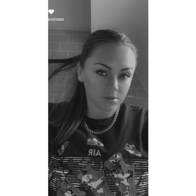 destiny__lee__'s tweet photo. #NewProfilePic https://t.co/LDzF5FbpoZ