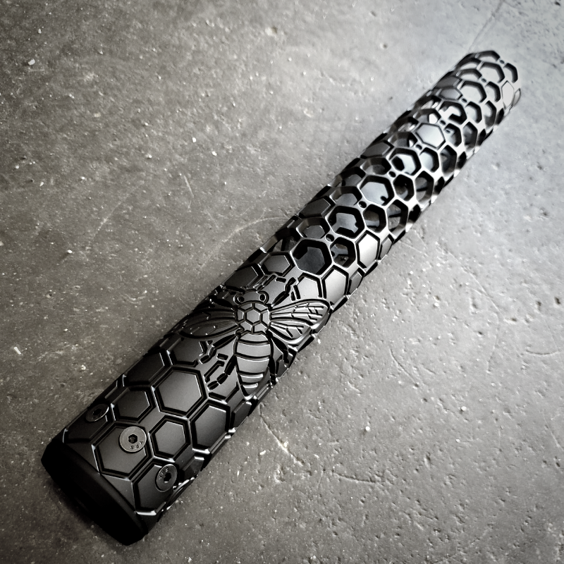 ARS_unique's tweet photo. Who doesn't like bees? 🐝
#makeityourown #webuildunique #tactical #AR15 #2A #customrifle #customAR #AR15 #gunparts #customhandguard #themebuild https://t.co/YFkK211pEB