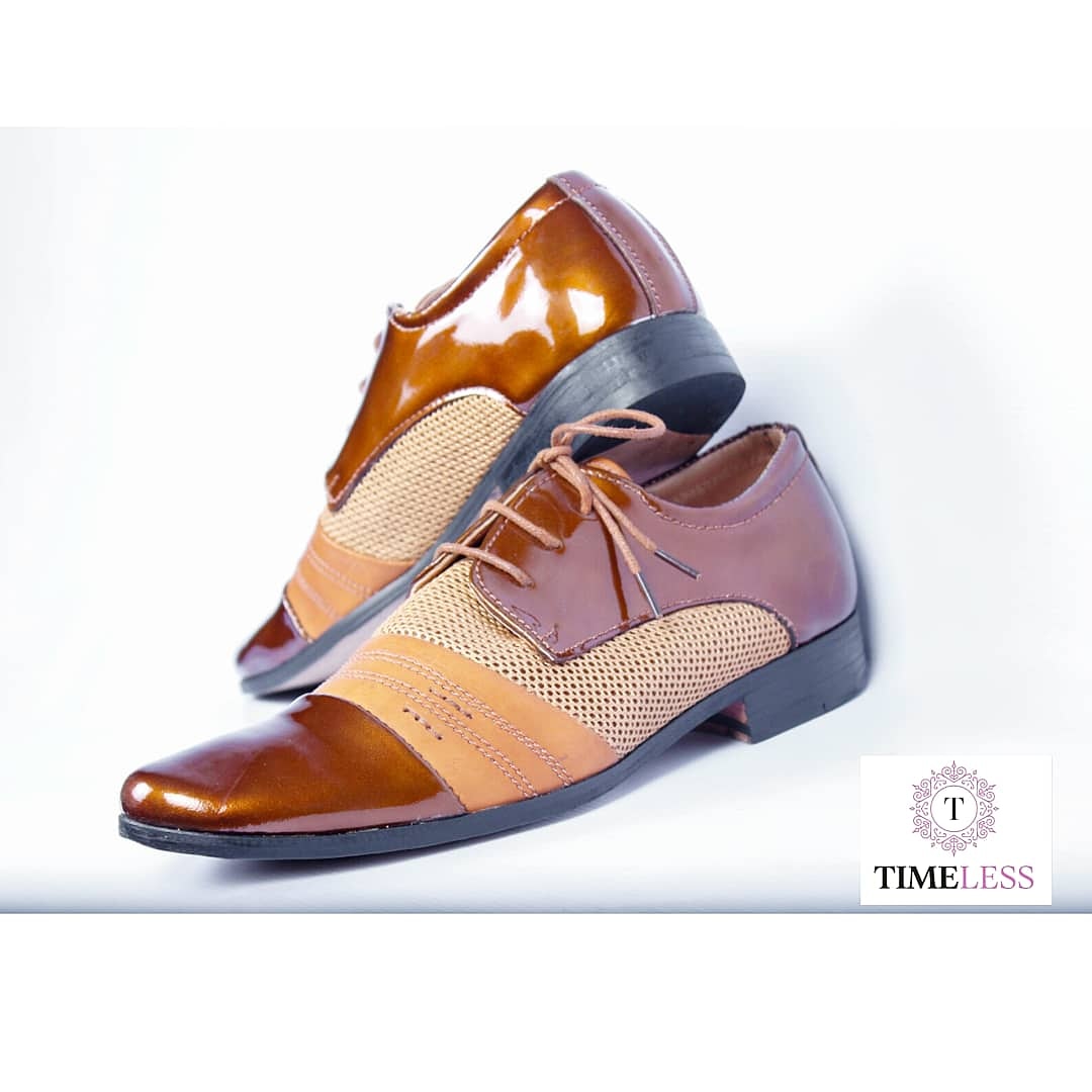 #NIGHTMARKETWITHDAMMYB 

Classy shoes takes your outfit to the next level. 

Very comfortable and Durable

Can be made up to size 50

FREE DELIVERY NATIONWIDE

N27,500